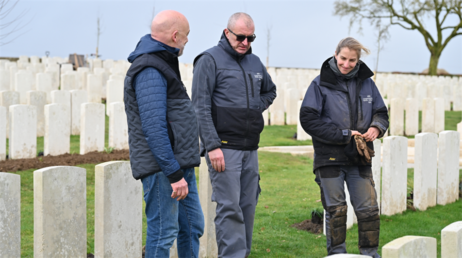 R to L - Emmanuelle Courchel, Horticulture Supervisor, Steve Arnold Horticulture Manager with Andrew Fisher-Tomlin - Credit: CWGC